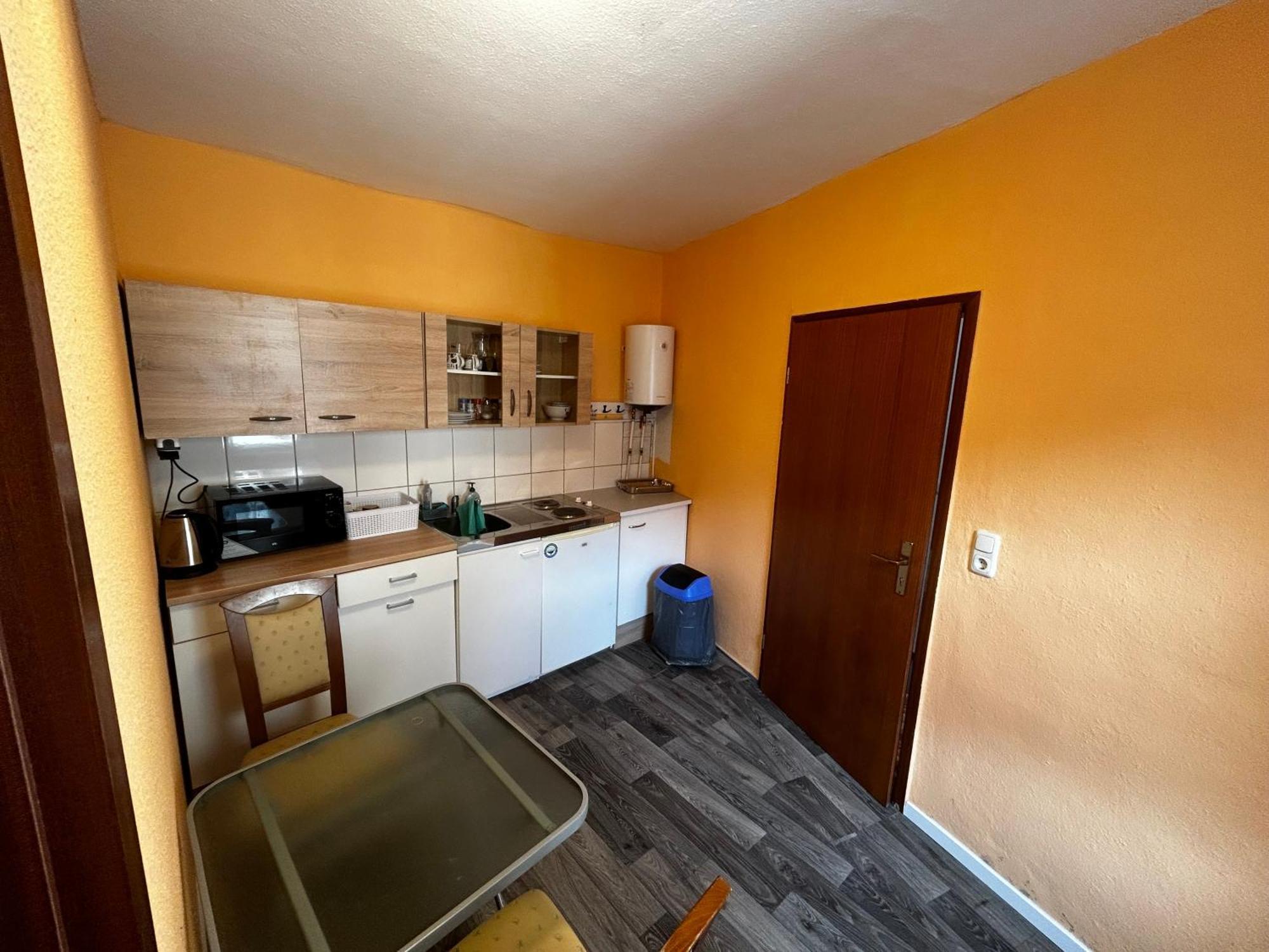 Ferienwohnung #2 In Der Altstadt Von Stadtroda Bagian luar foto